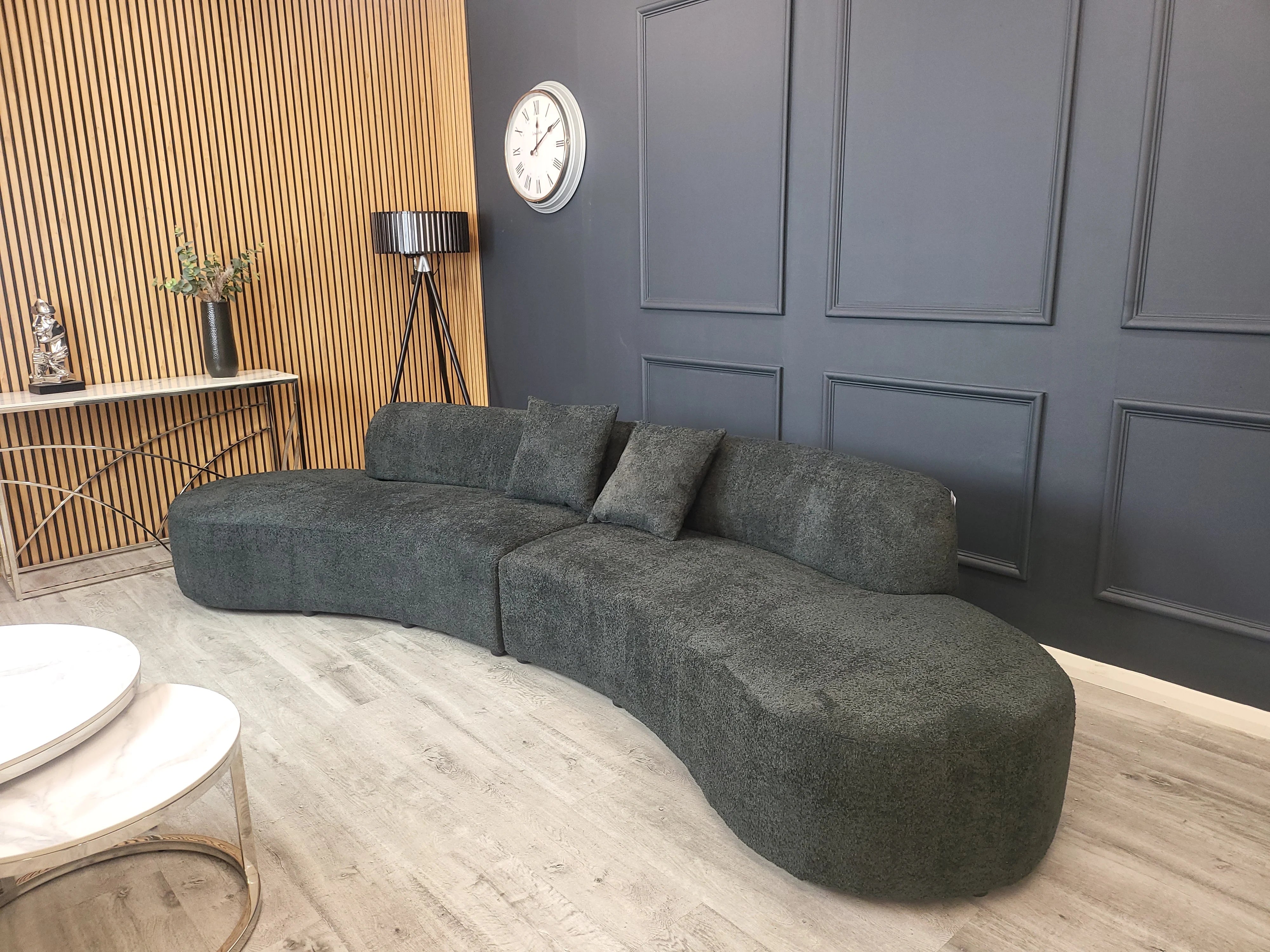 Outlets sofas deals
