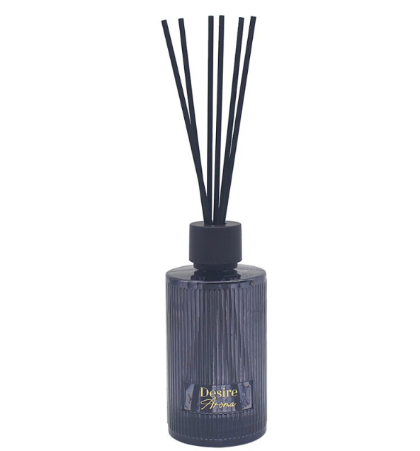 Amber & Sandalwood 500ml Reed Diffuser in Blue Bottle