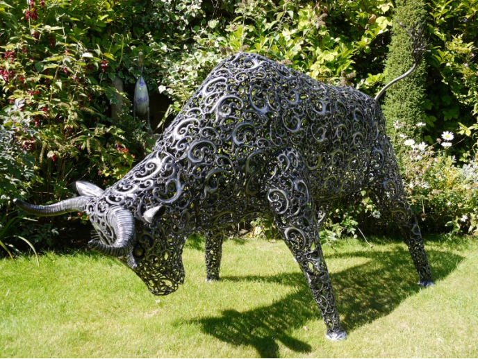 Large Bull Statue 145cm high Metal Garden Ornament