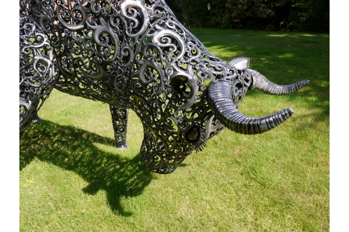 Large Bull Statue 145cm high Metal Garden Ornament