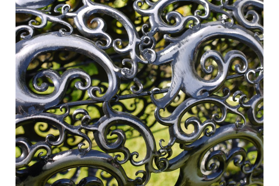 Extra Large Bull Statue 145cm high Metal Garden Ornament