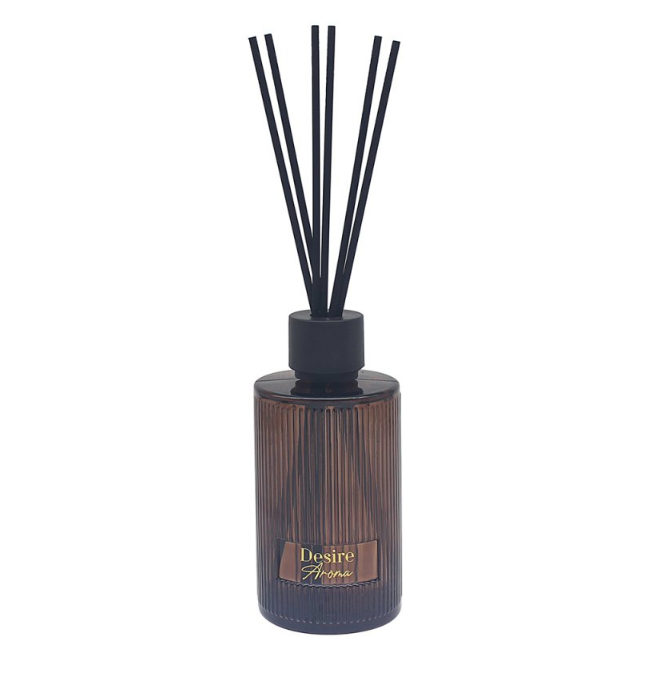 Oud and Bergamot 500ml Reed Diffuser in round bottle