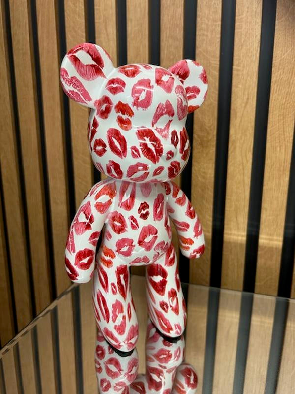 Kiss Teddy Bear Ornament Small Resin Figurine Kissing Lipstick Design
