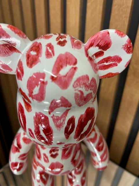 Kiss Teddy Bear Ornament Small Resin Figurine Kissing Lipstick Design