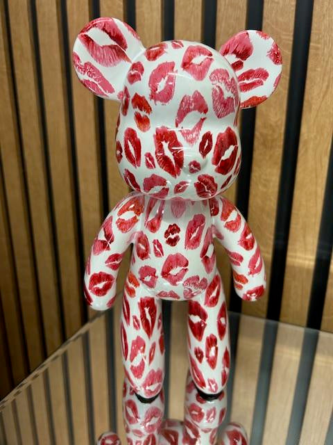 Kiss Teddy Bear Ornament Small Resin Figurine Kissing Lipstick Design