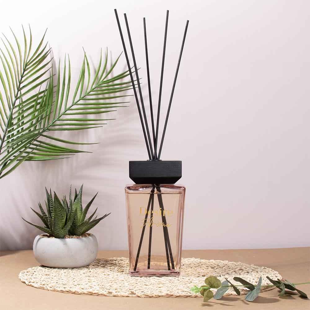Pomegranate Noir diffuser 1000ml Fragrance in Square bottle