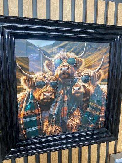 Highland Cow Family Picture 39X39cm