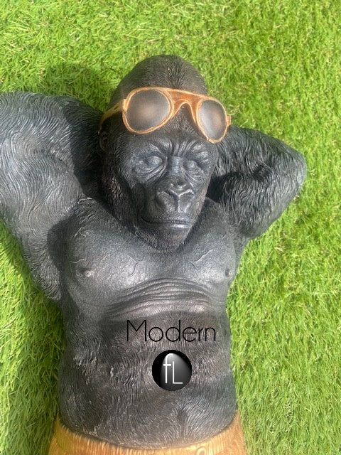 Chilling Gorilla Ornament, Chilling Cool Gorilla Figurine 44 cm high Ornament