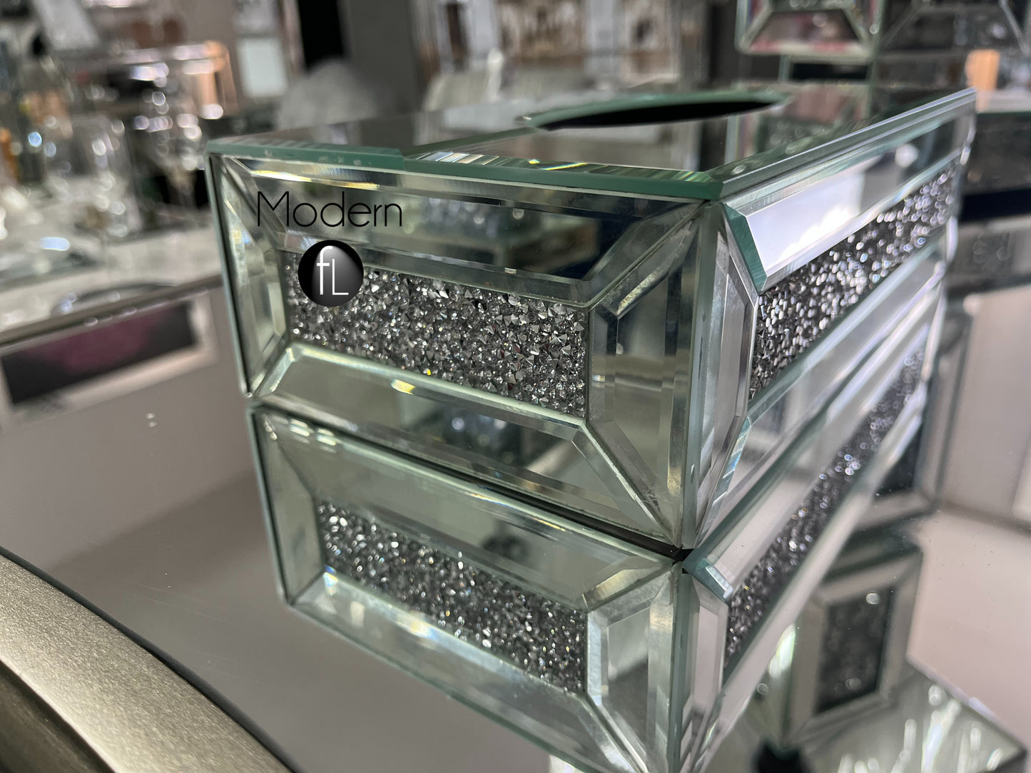 Sparkly mirror tissue box cover, sparkly crushed crystal effect tissue box