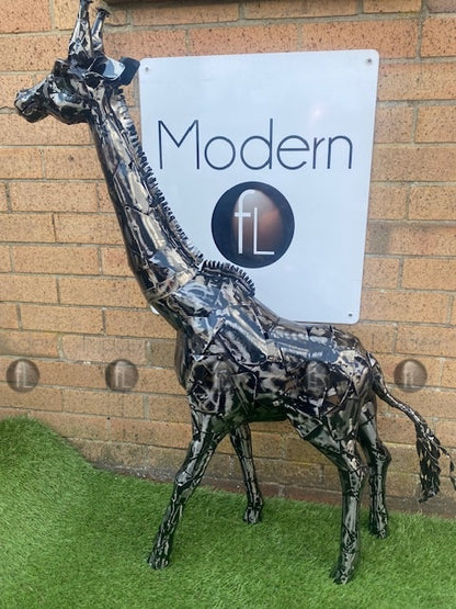 Metal Giraffe Garden Statue 104cm high