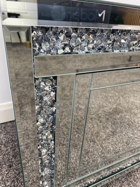 Mirrored Crushed Diamond 120 cm TV Stand