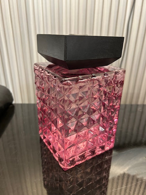 Oud and Bergamot 1000ml Reed Diffuser in square bottle