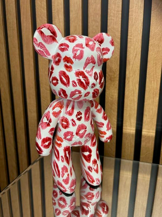 Kiss Teddy Bear Ornament Small Resin Figurine Kissing Lipstick Design