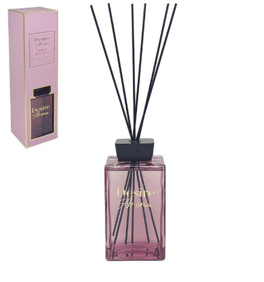 Oud and Bergamot 2000ml Reed Diffuser in square bottle