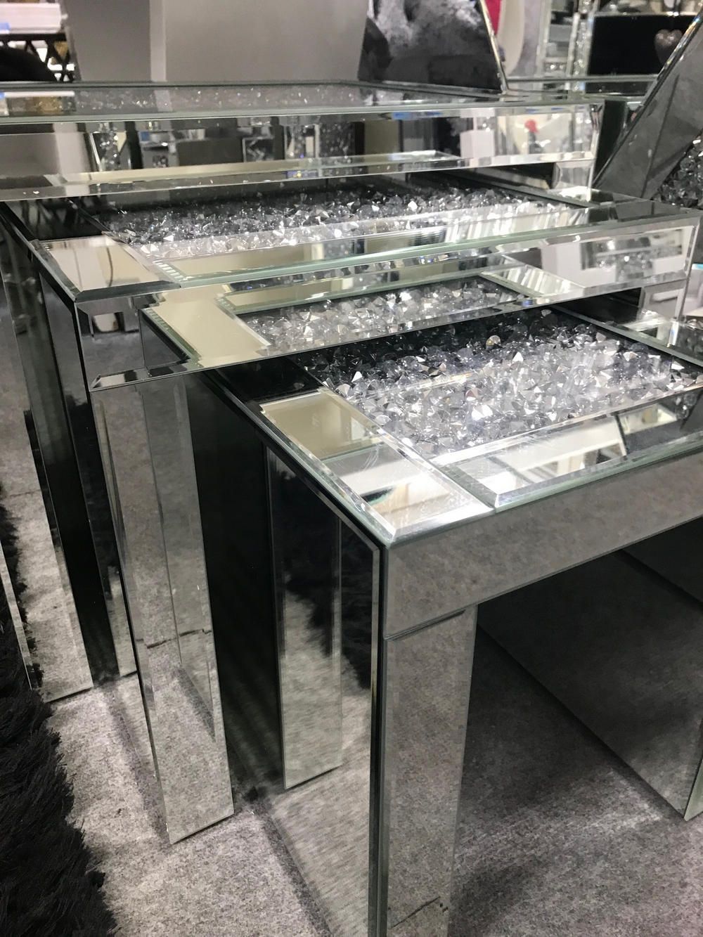 CRUSHED DIAMOND MIRRORED NEST OF 3 TABLES