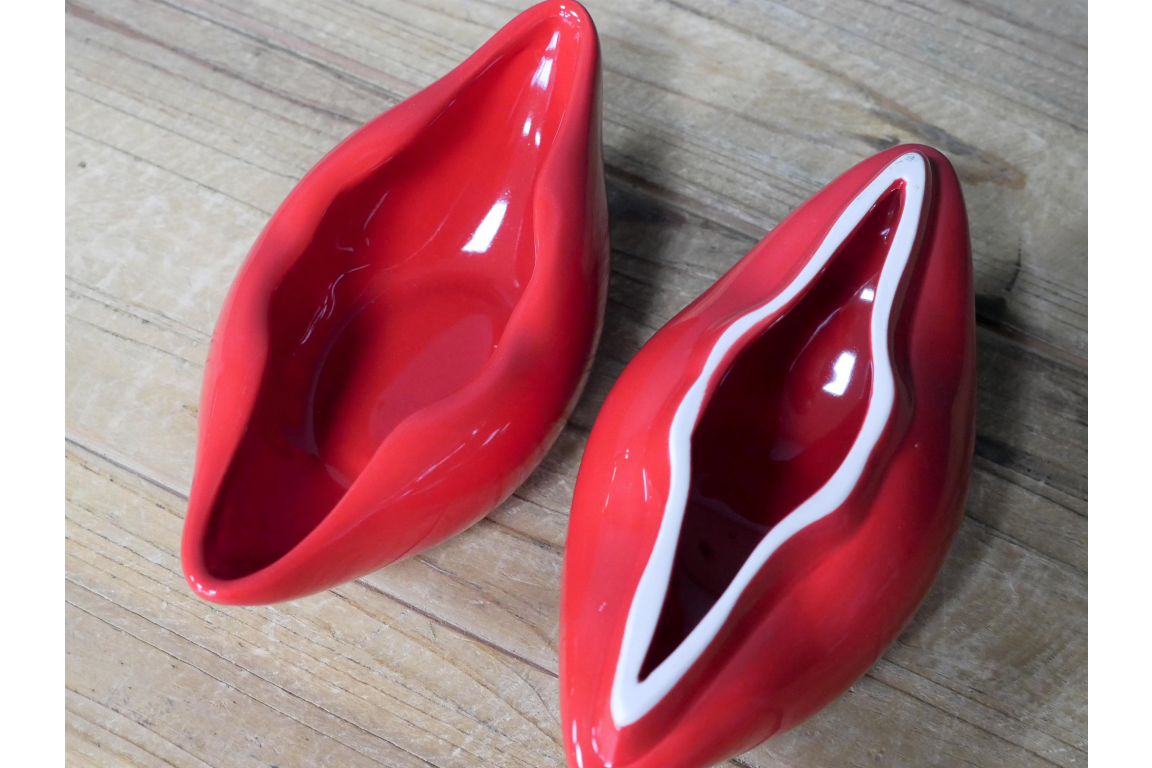 Ceramic Red Lips Ornament Tray, Funky Red Lips Ornament