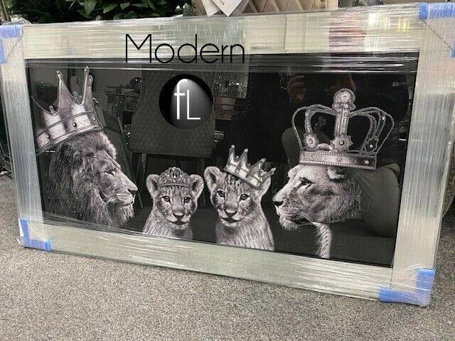 Lion pride family picture in a mirrored frame