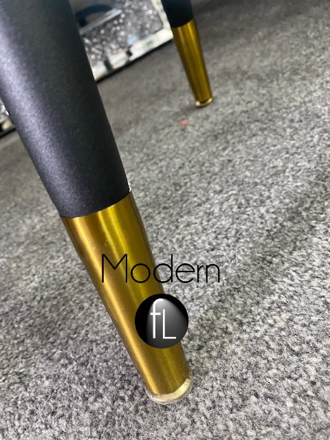 Gold on sale pin legs