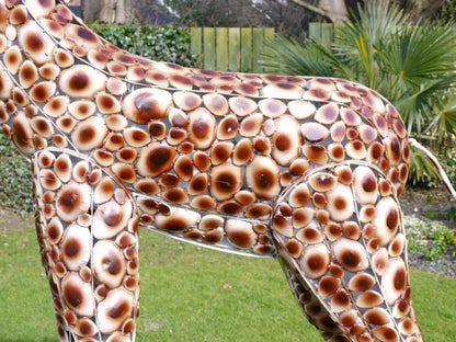 Stunning Giraffe garden ornament, safari giraffe large outdoor statue