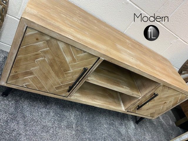 Parquet on sale tv stand