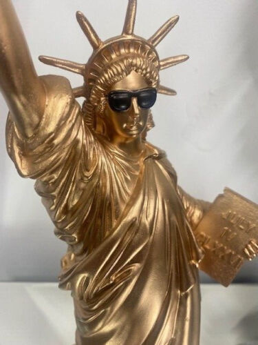 Gold Statue of Liberty Ornament with Cool Shades! Statue of Liberty